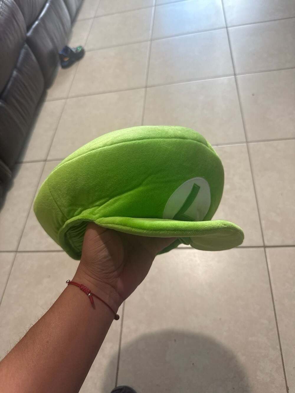 Universal Studios Super Nintendo World Luigi Plush Hat - Picture 2 of 12